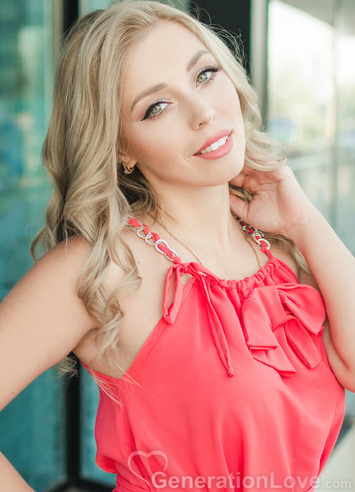 Olga, 37, Ukraine