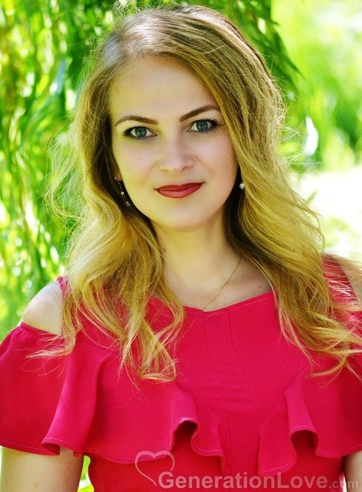 Yaroslava, 42, Ukraine
