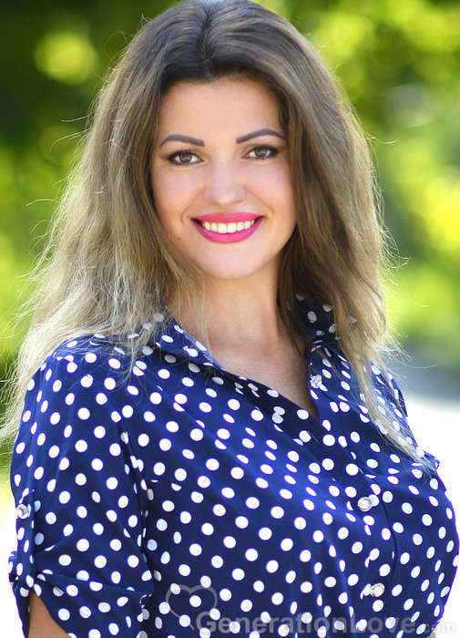 Elvira, 37, Germany