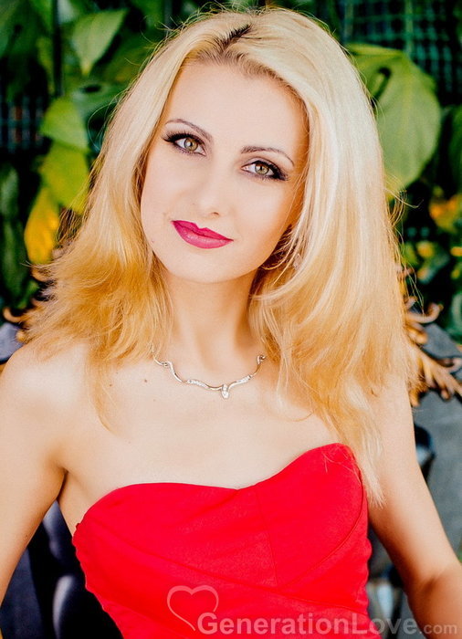 Julija, 40, Ukraine