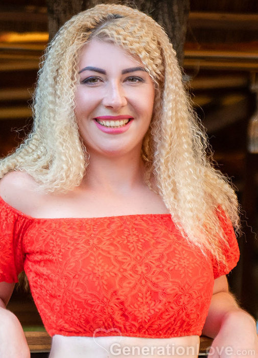 Olesya, 36, Україна