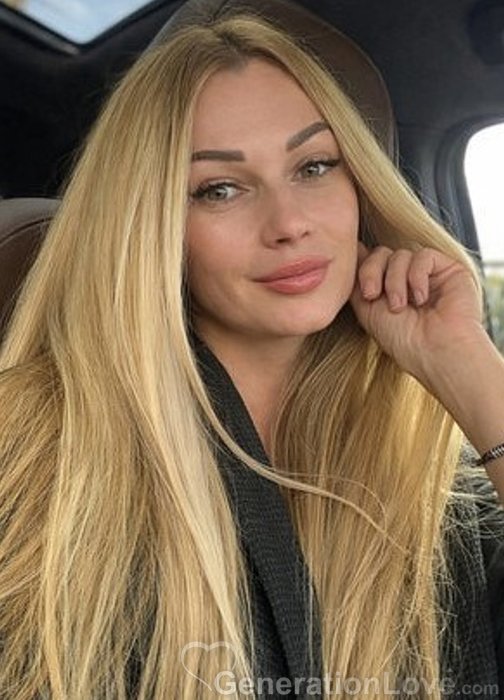 Olha, 48, Україна