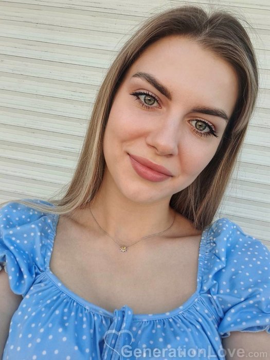 Vladlena, 27, Ukraine