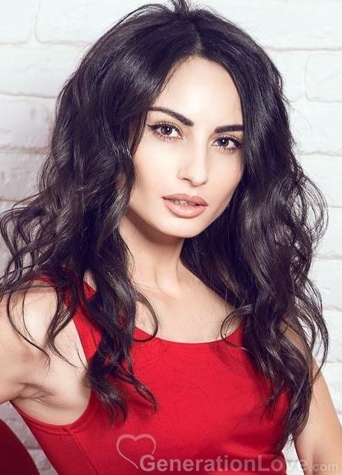 Elena, 35, Ukraine