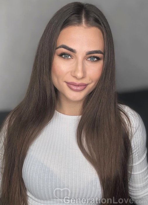 Yuliia, 30, Finnland