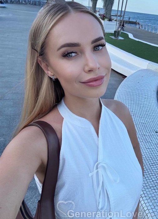 Evheniia, 32, Ukraine