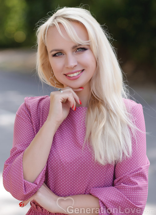 Viktoriya, 40, Украина