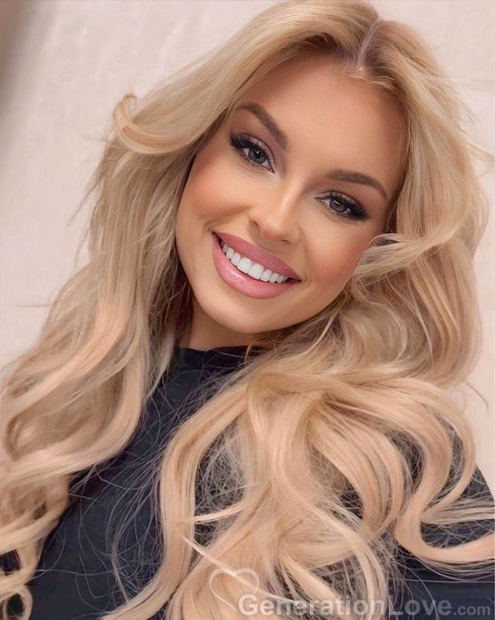 Yuliya, 33, Ukraine