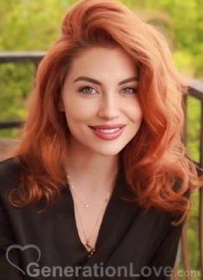 Khrystyna, 33, Ukraine