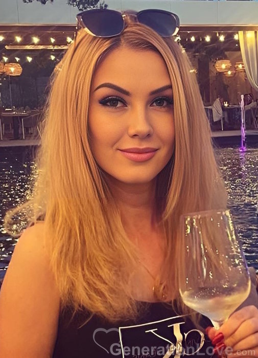 Irina, 42, Ukraine